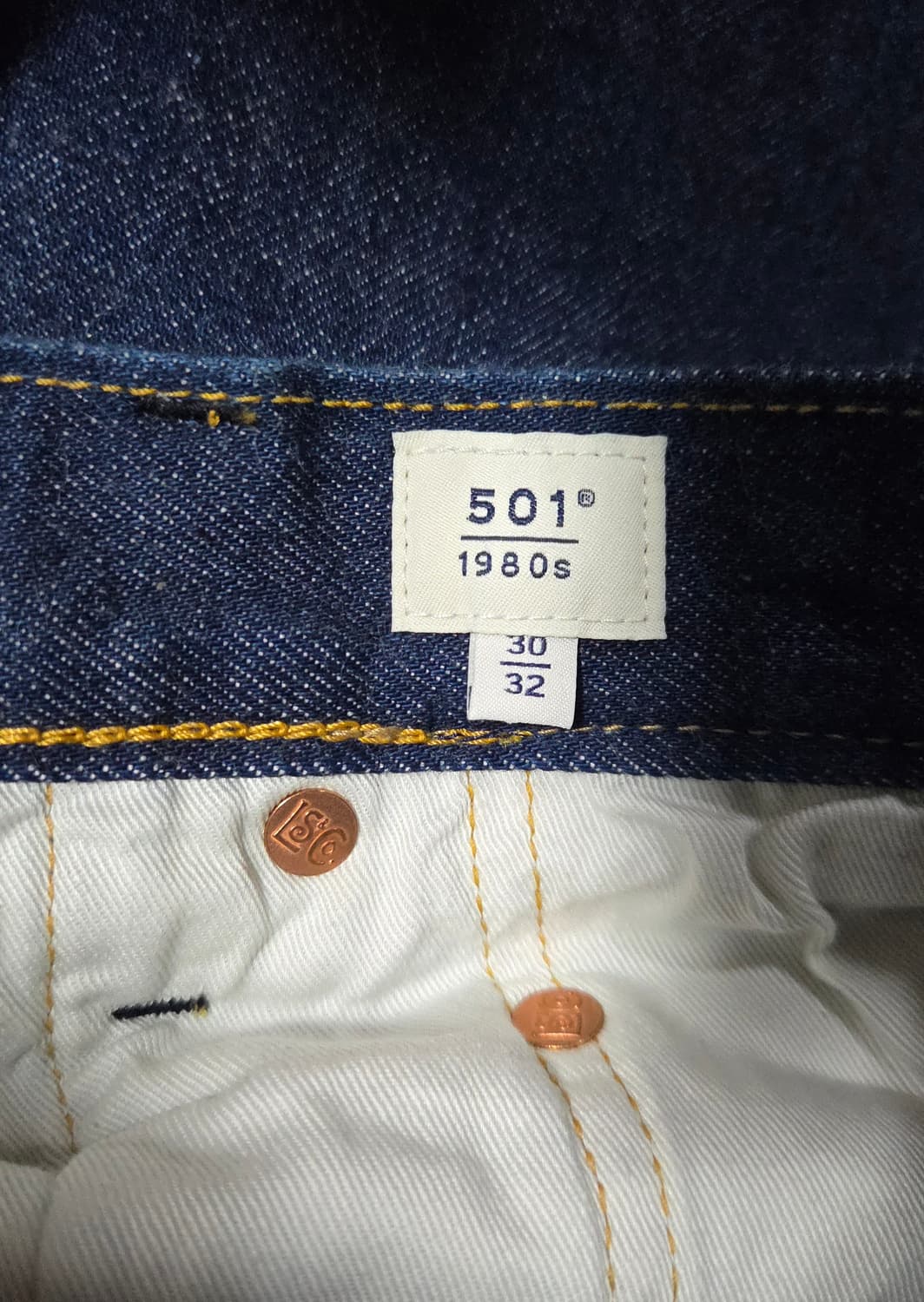(착샷) 리바이스 501 블루탭 1980s 재팬 데님 상품이미지4