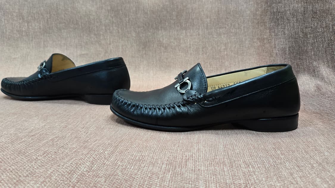페라가모 정품 255-260mm- 간치니 블랙레더 로퍼 상품이미지4