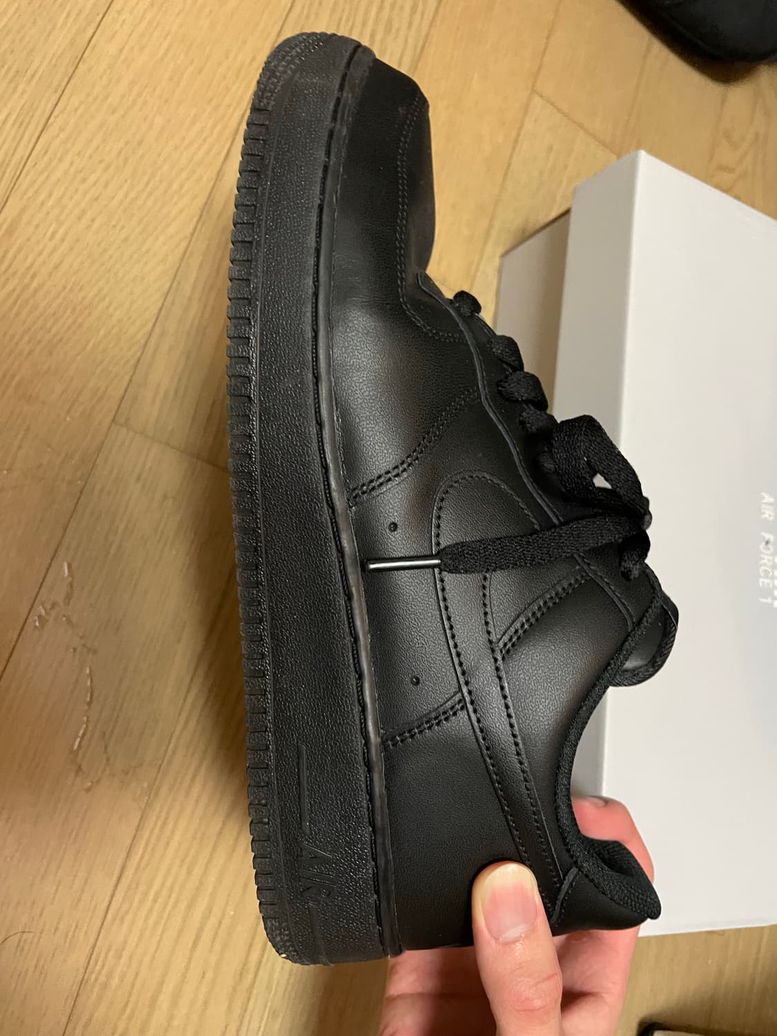 에어포스1 블랙 상품이미지4