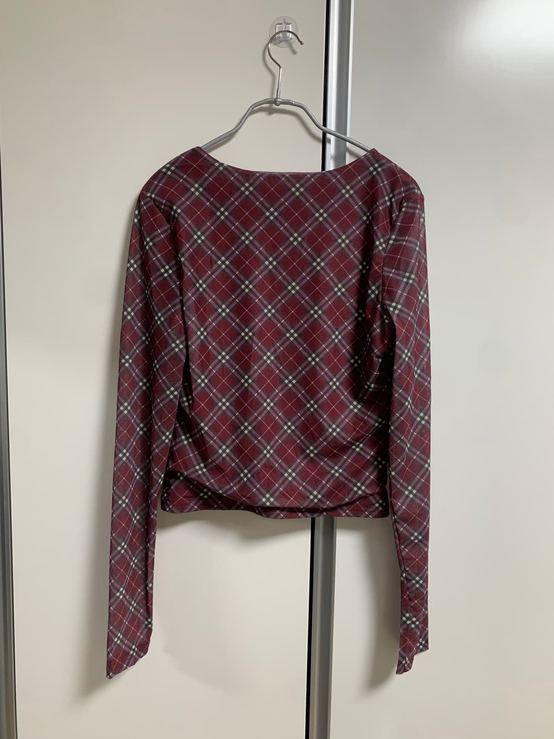 체크 브이넥 메쉬티셔츠 상품이미지2