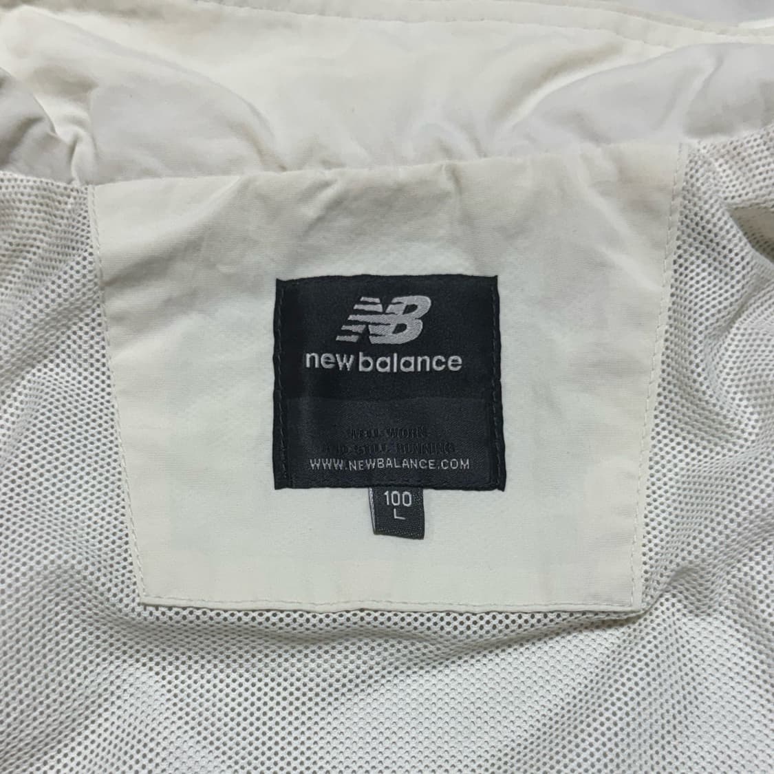 뉴발란스 나일론 런닝 바람막이 100 L 상품이미지5