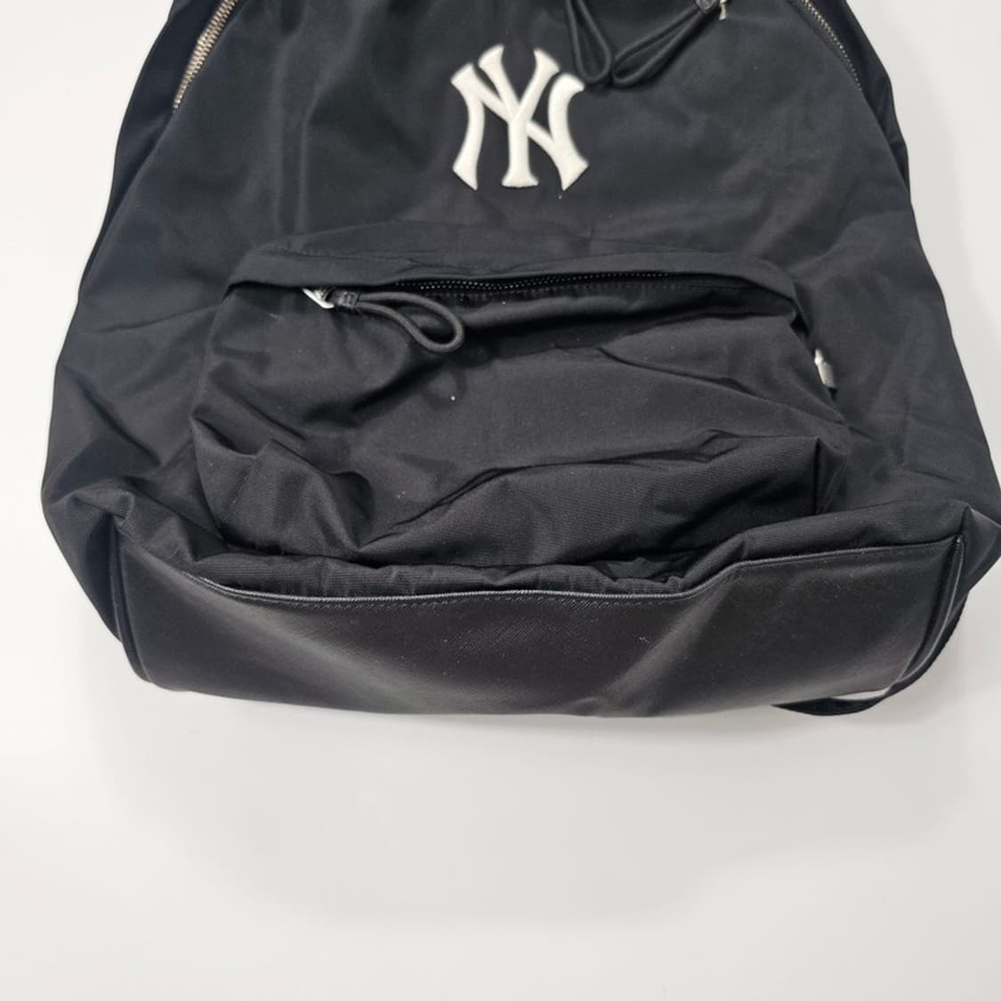 MLB 뉴욕양키즈 백팩 50L 상품이미지4