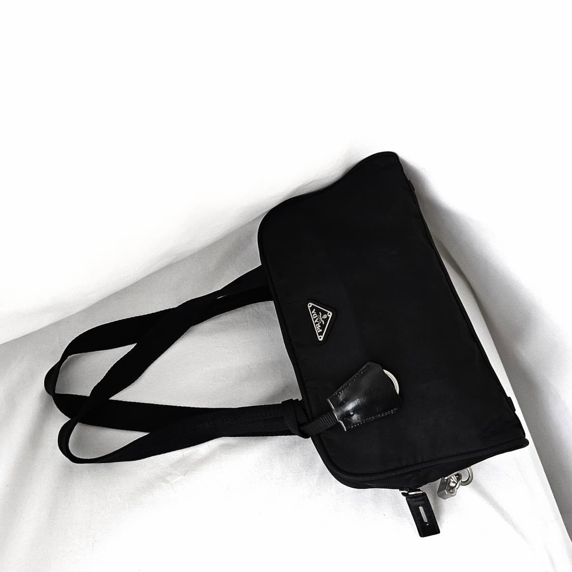 [정품 PRADA] 프라다 나일론 바게트 호보백 숄더백 상품이미지8