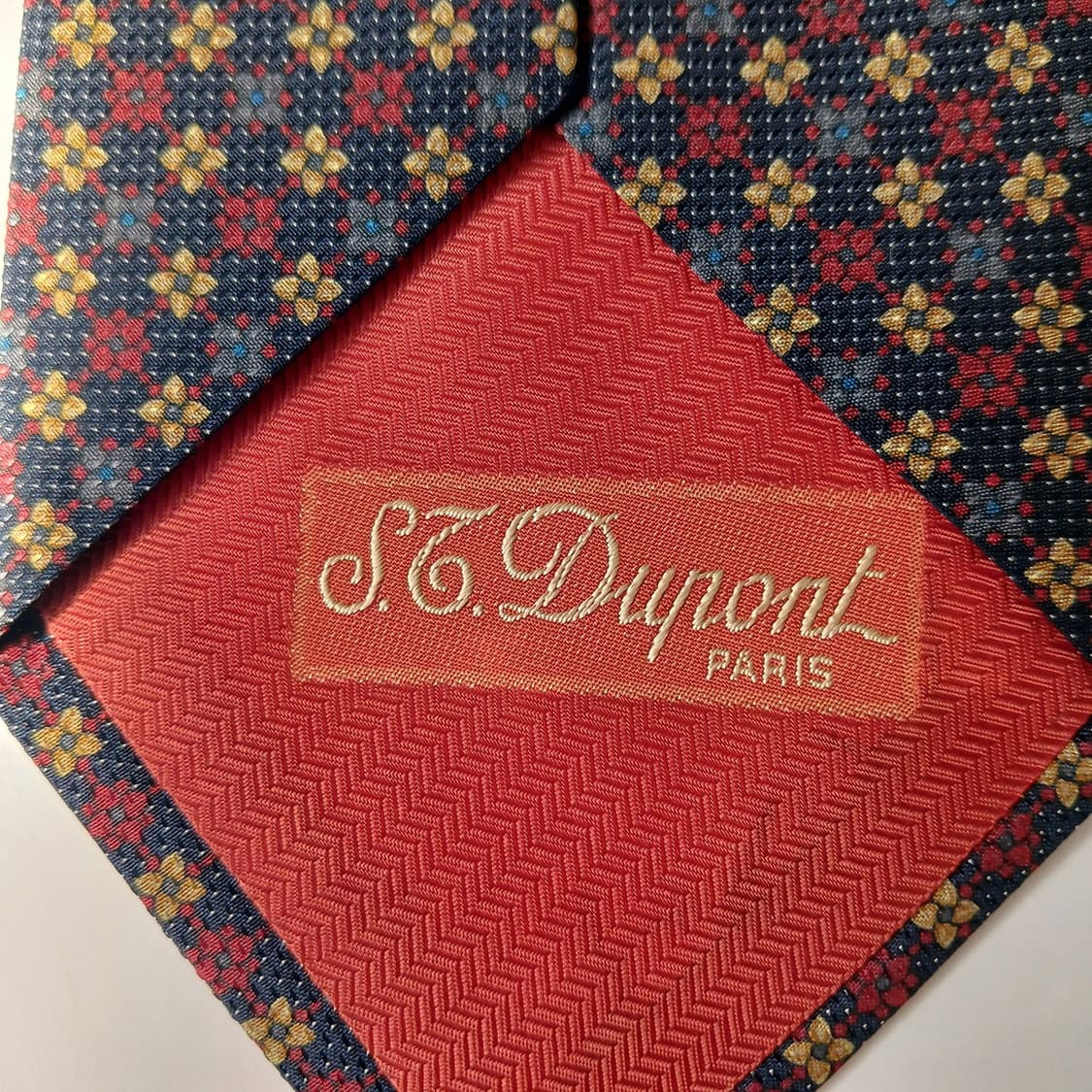 에스.티. 듀퐁 실크  플라워 패턴 넥타이 9.3cm A+등급 E758
 상품이미지9