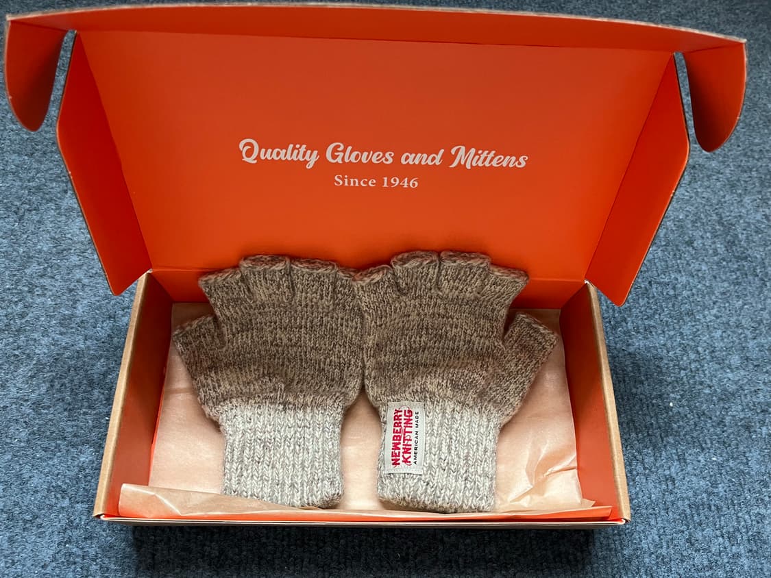 뉴베리니팅 사슴가죽 핑거리스장갑 상품이미지1