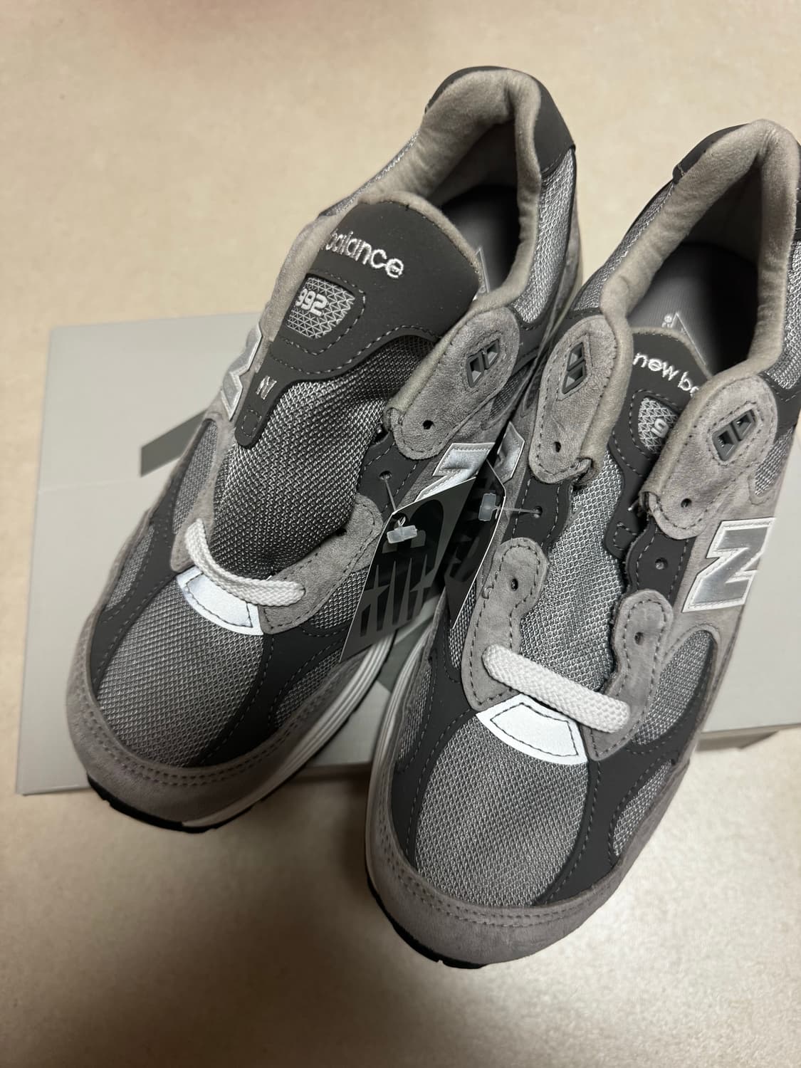 뉴발란스 992 270 새상품 상품이미지1