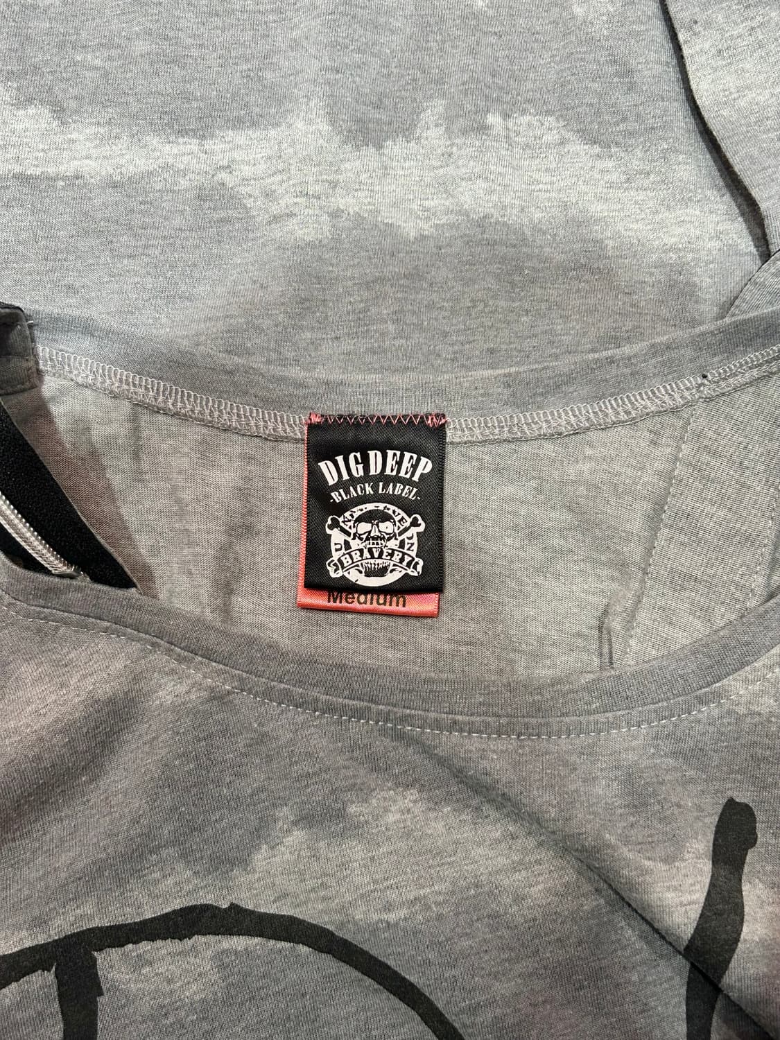 dig deep long sleeve 디그 딥 지퍼 디테일 롱슬리브 상품이미지3