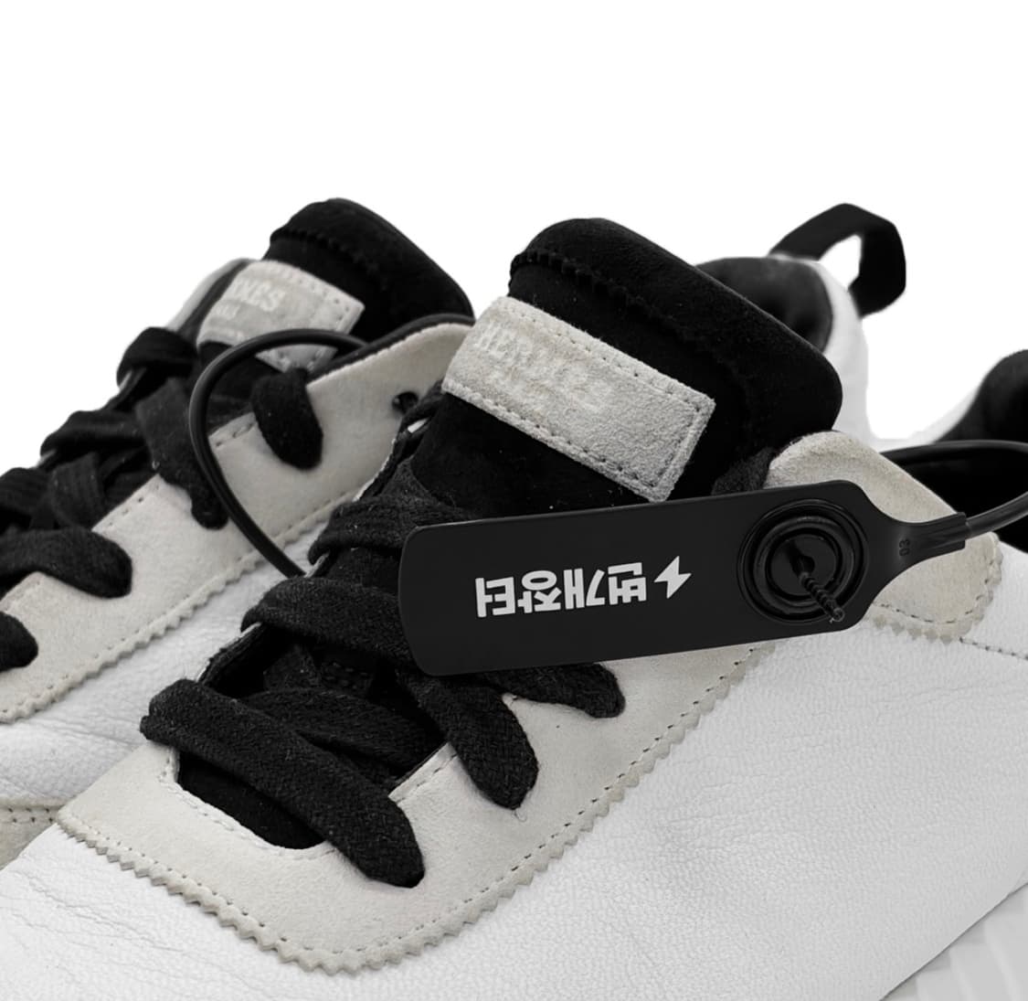 [38] 에르메스 여성 바운싱 카프스킨 스웨이드 스니커즈 블랑 누아 상품이미지7