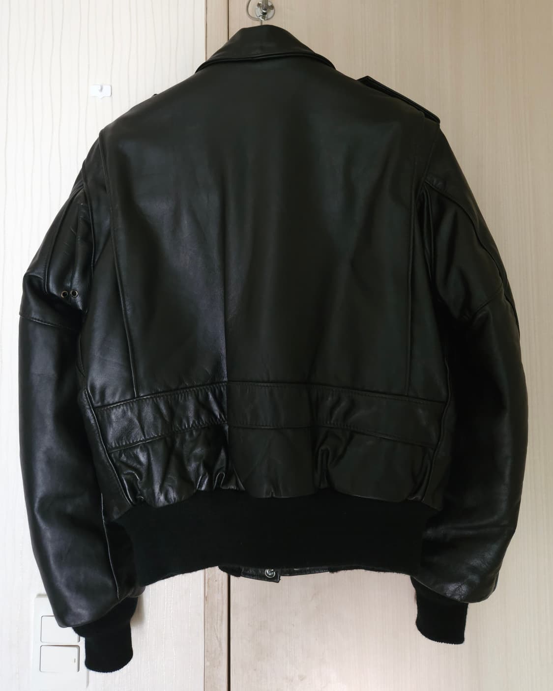 (40) 쇼트 A-2 레더자켓 블랙 상품이미지4