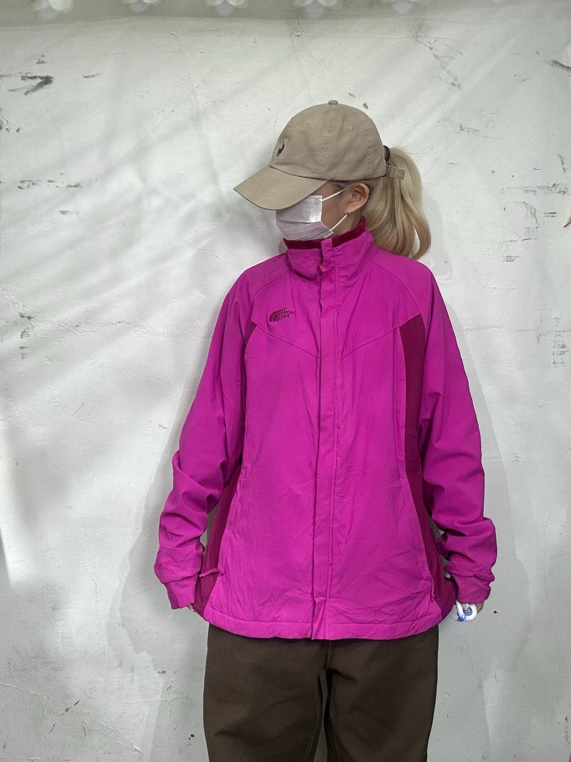 노스페이스 핑크 여성용 고프코어 안감 털 기모 후리스 바람막이 자켓 XL 상품이미지2