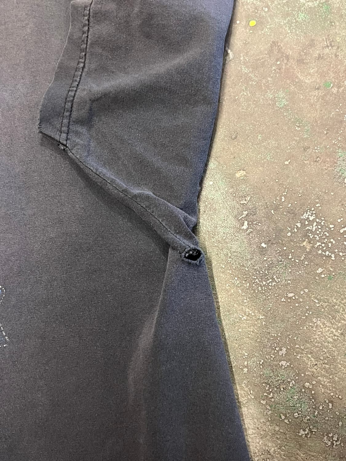 00's 핑크플로이드 빈티지 밴드 티셔츠 다크사이드 프리즘 에이징 페이딩 상품이미지9