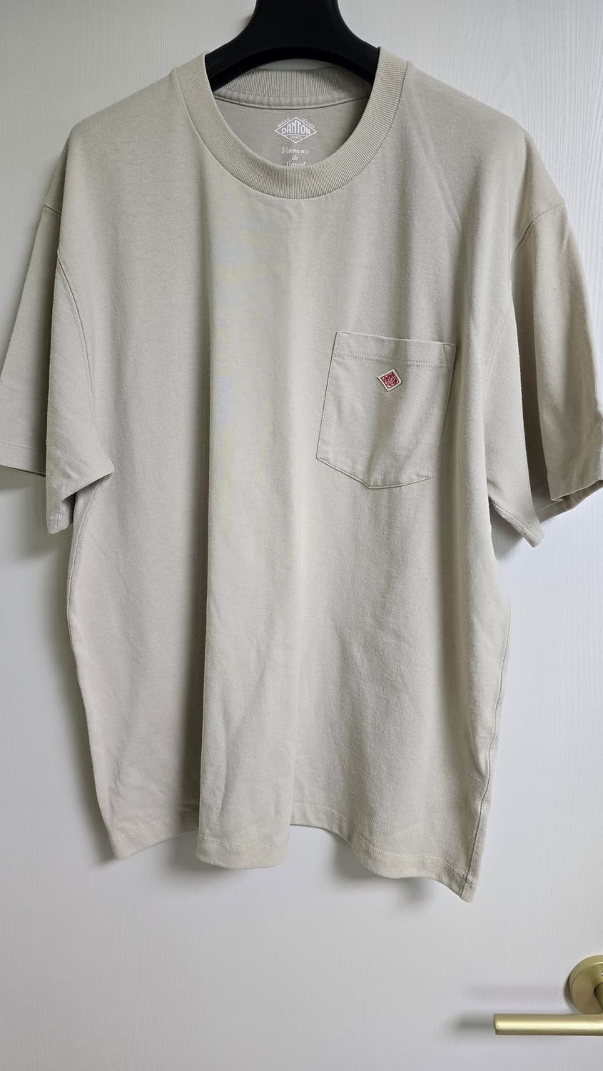 단톤 반팔 티셔츠 상품이미지1