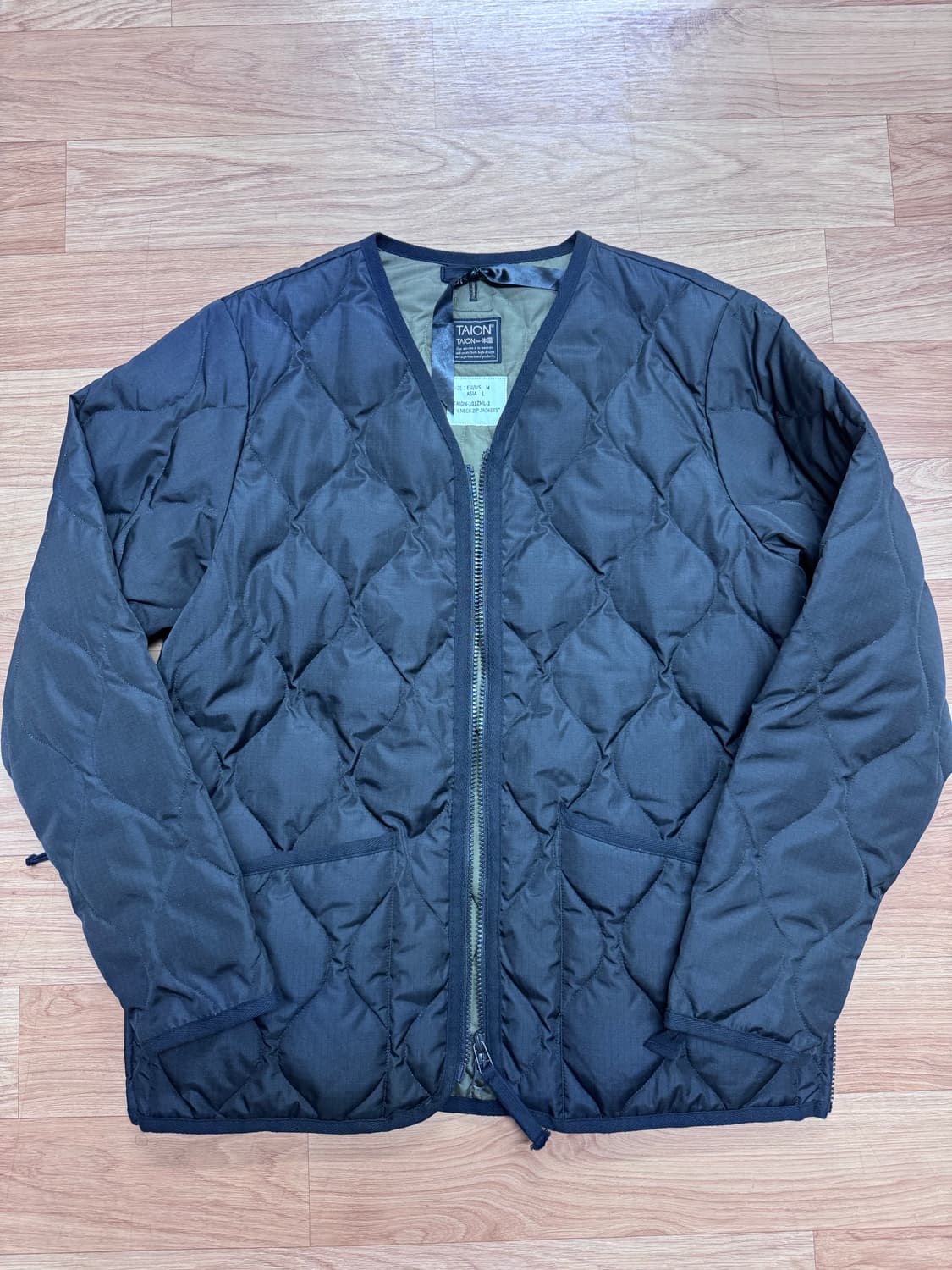 타이온 크루넥 경량다운 패딩 블랙 L 상품이미지2