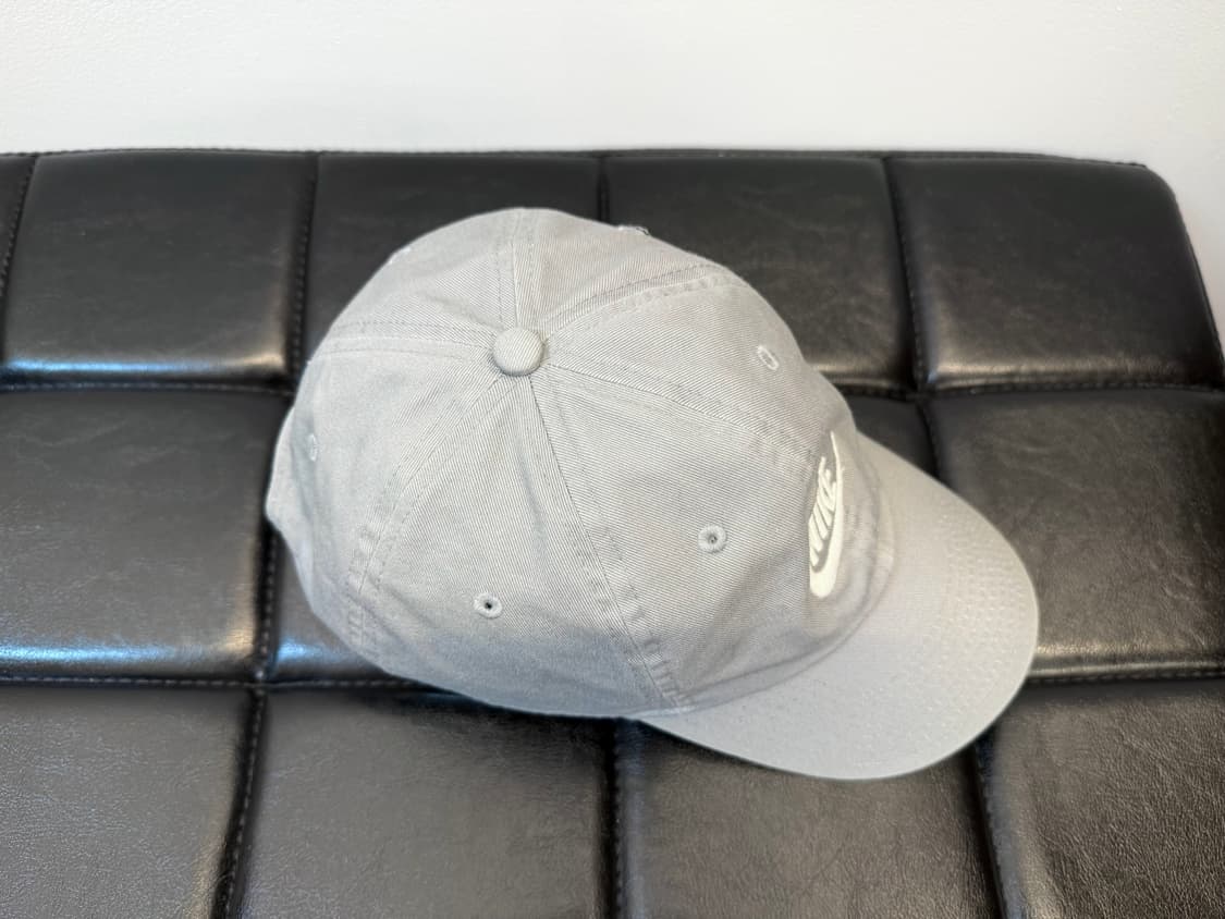 FREE / 나이키 헤리티지 그레이  볼캡 상품이미지5
