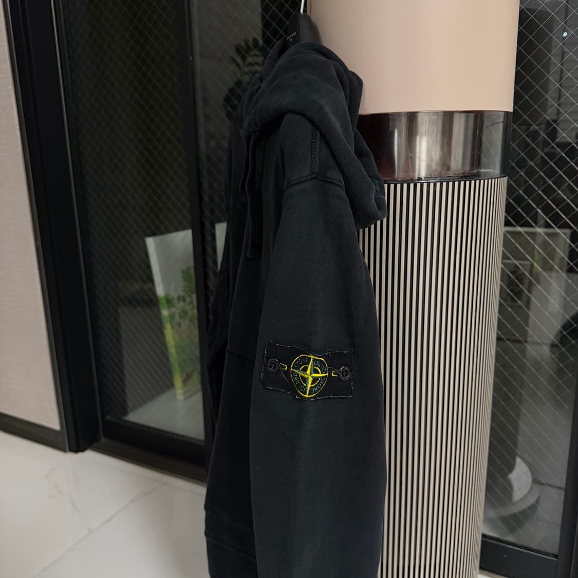 스톤아일랜드 블랙 후드티 L 상품이미지2