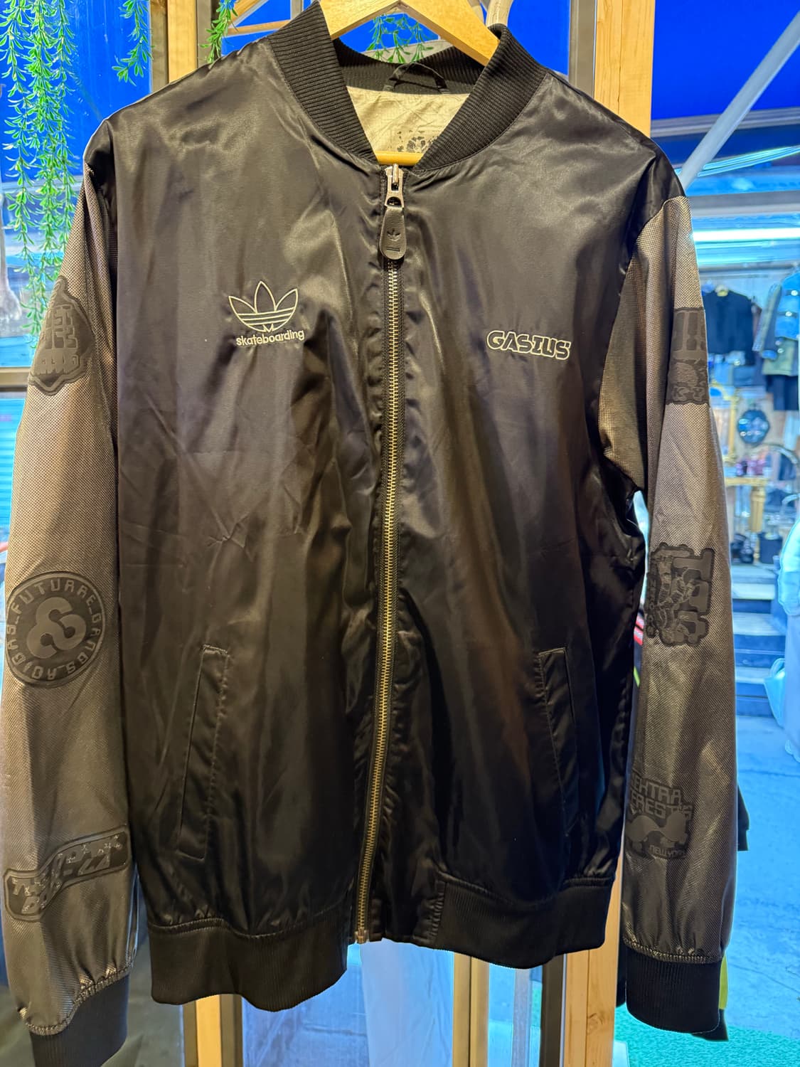 아디다스 가시우스 스케이트보딩 새틴 봄버 자켓 상품이미지1