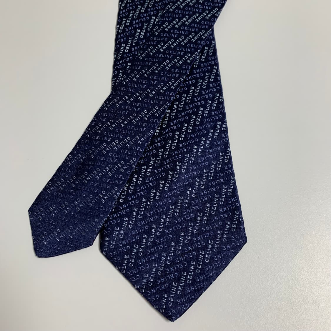 셀린느(CELINE) 모노그램 명품넥타이 최상급 A+등급 9.2cm 상품이미지4