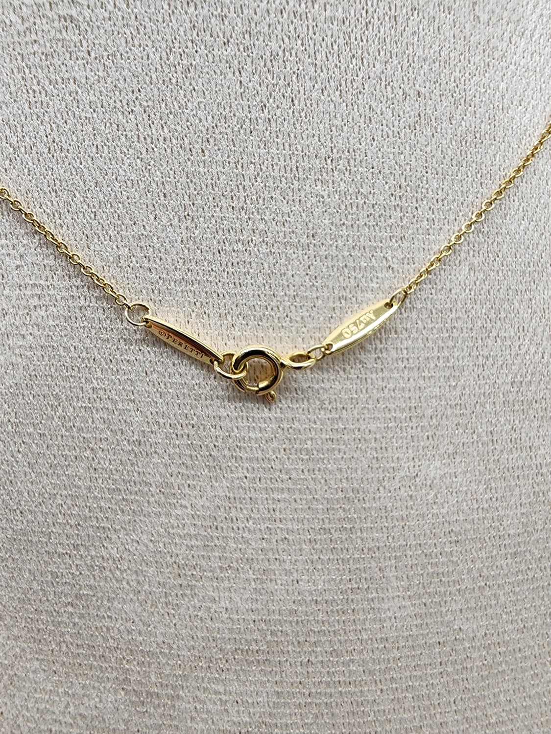 티파니앤코 옐골18K 엘사 퍼레티 바이더야드 1p 네크리스 0.12캐럿  상품이미지4