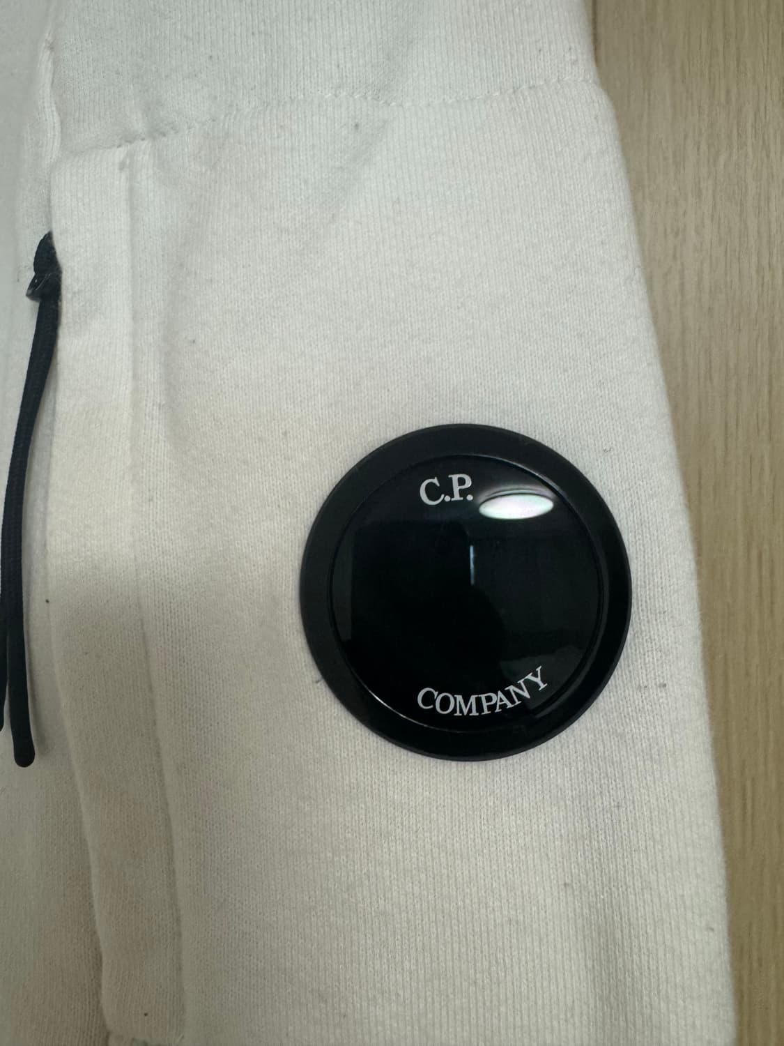 cp컴퍼니 맨투맨 상품이미지3