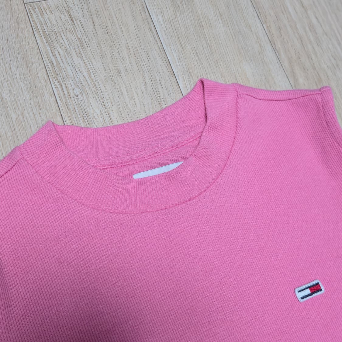M) 타미진스 핑크 오프숄더 골지 긴팔티셔츠 상품이미지3