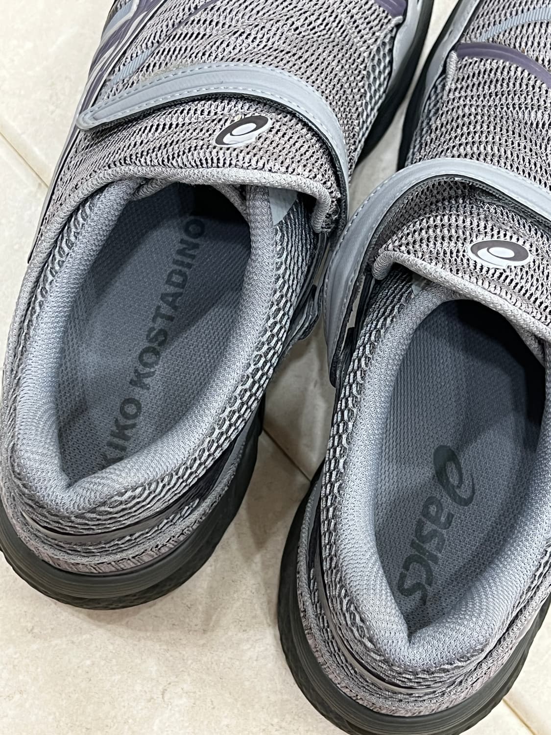 키코코스타디노브 아식스 젤키릴2 그레이 275 상품이미지3