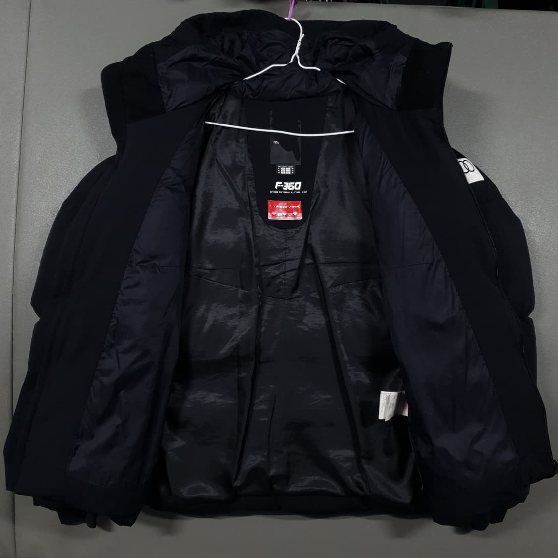 M (95) 데상트 스위스 스키 후드형 헤비 대장급 덕다운 자켓 블랙 상품이미지7