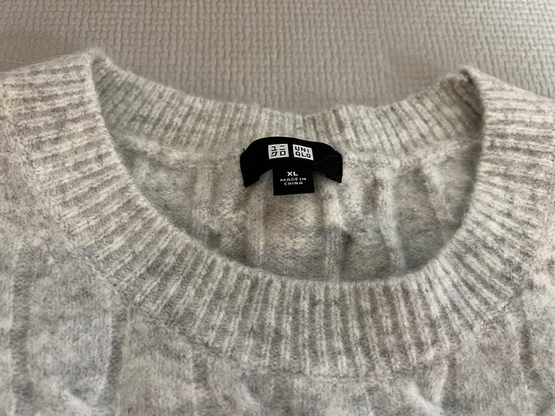 무료배송 1회 착용 - 유니클로 니트(라이트 그레이) XL 상품이미지3