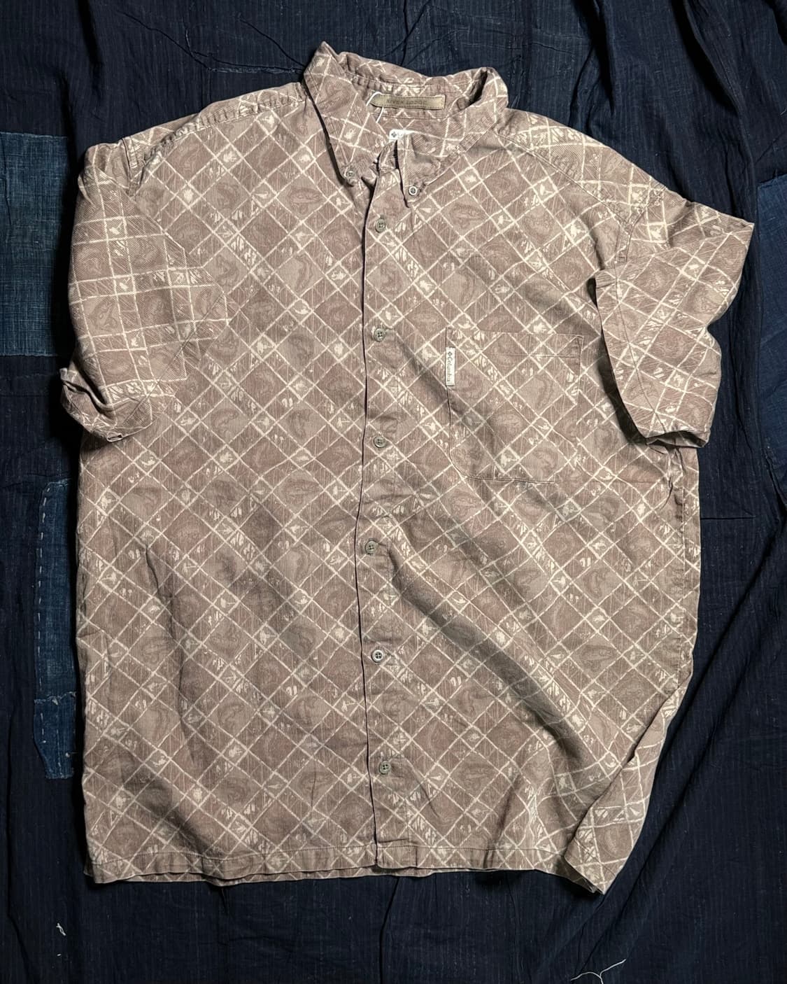 90-00‘s 콜럼비아 피쉬 패턴 리버 로지 셔츠 XL 상품이미지1