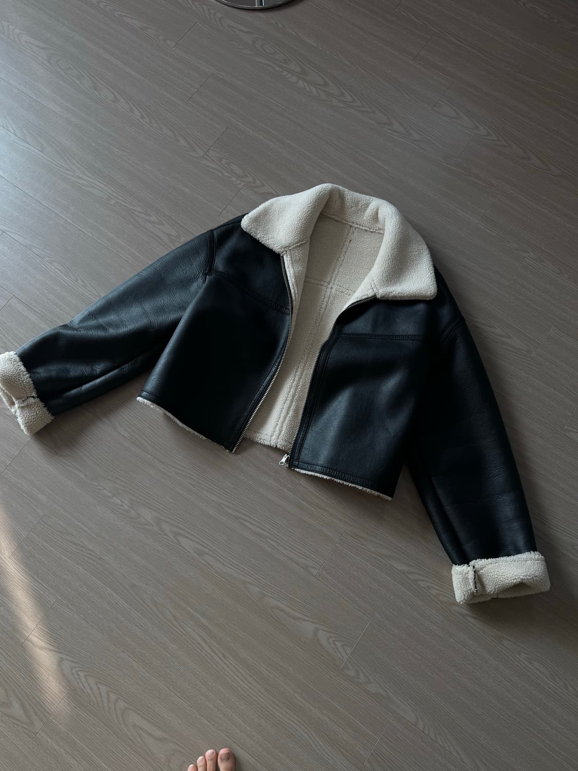 세라비 크롭 무스탕 상품이미지1