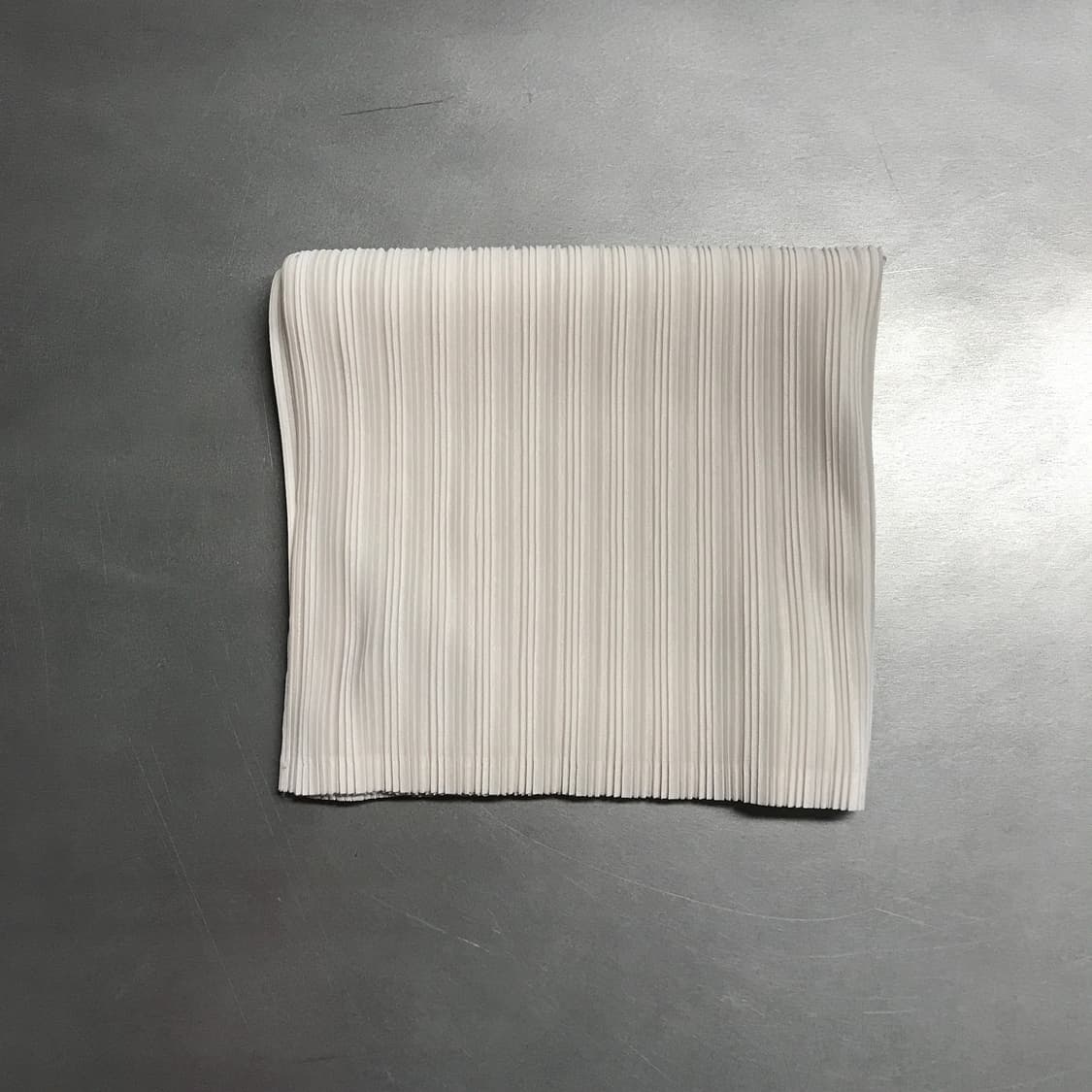 이세이 미야케 플리츠 플리즈 넥워머 상품이미지1