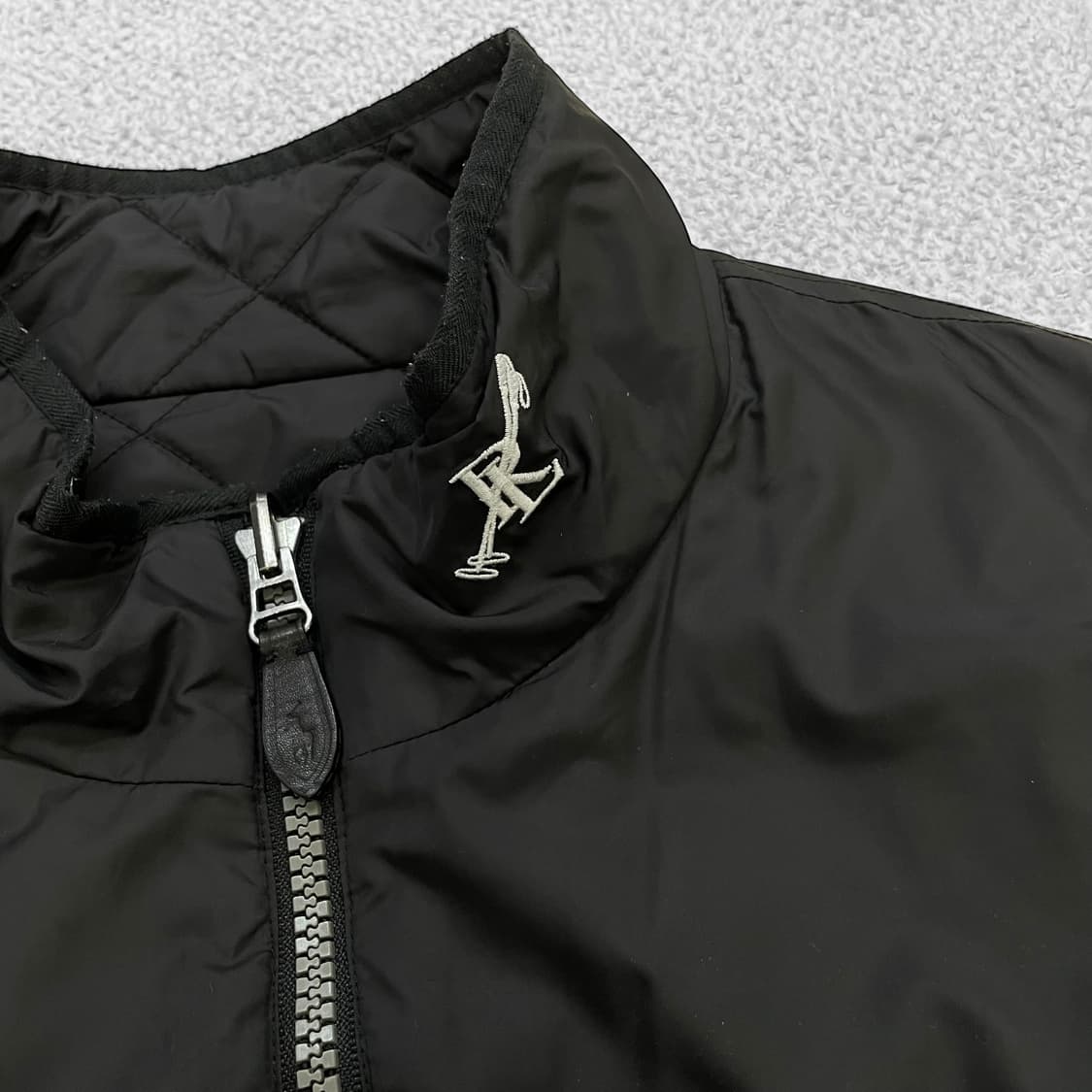 폴로 랄프로렌 스위스 패치워크 투웨이 리버시블 퀄팅 자켓 블랙 상품이미지6