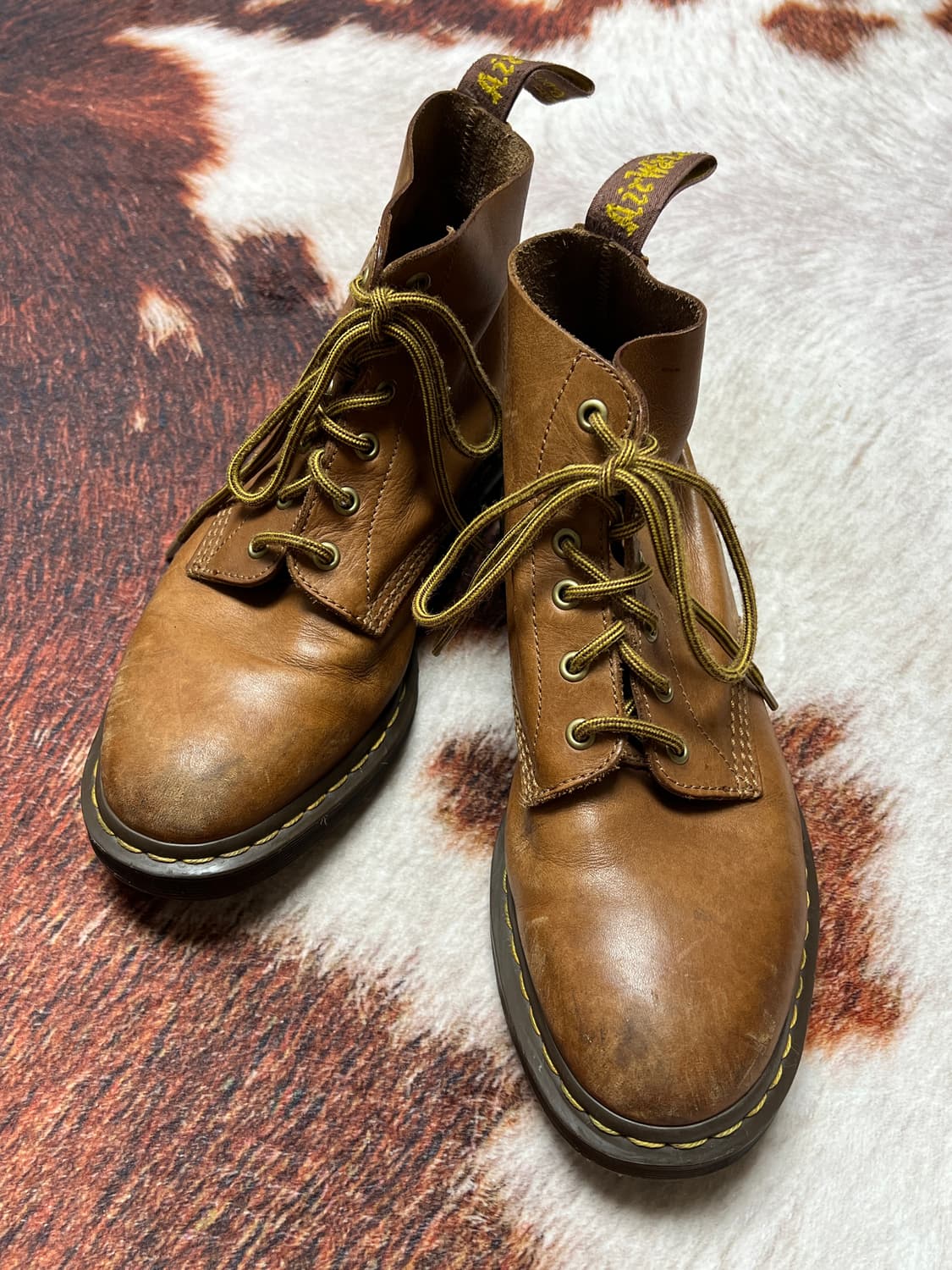 [42] 닥터마틴 ALI 6홀 워커 브라운 상품이미지1