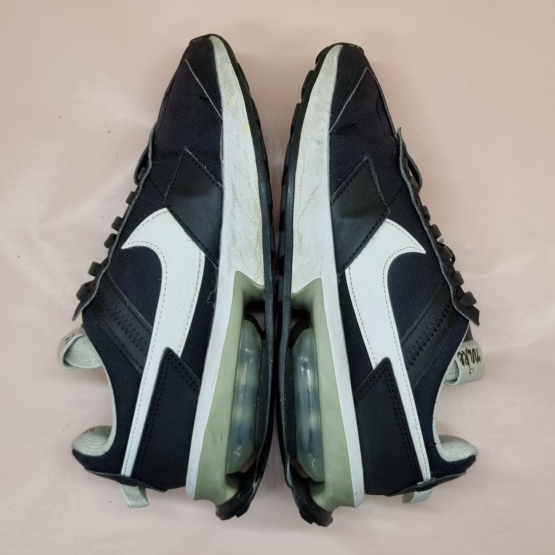 나이키 에어맥스 프리데이 여성운동화230 상품이미지5