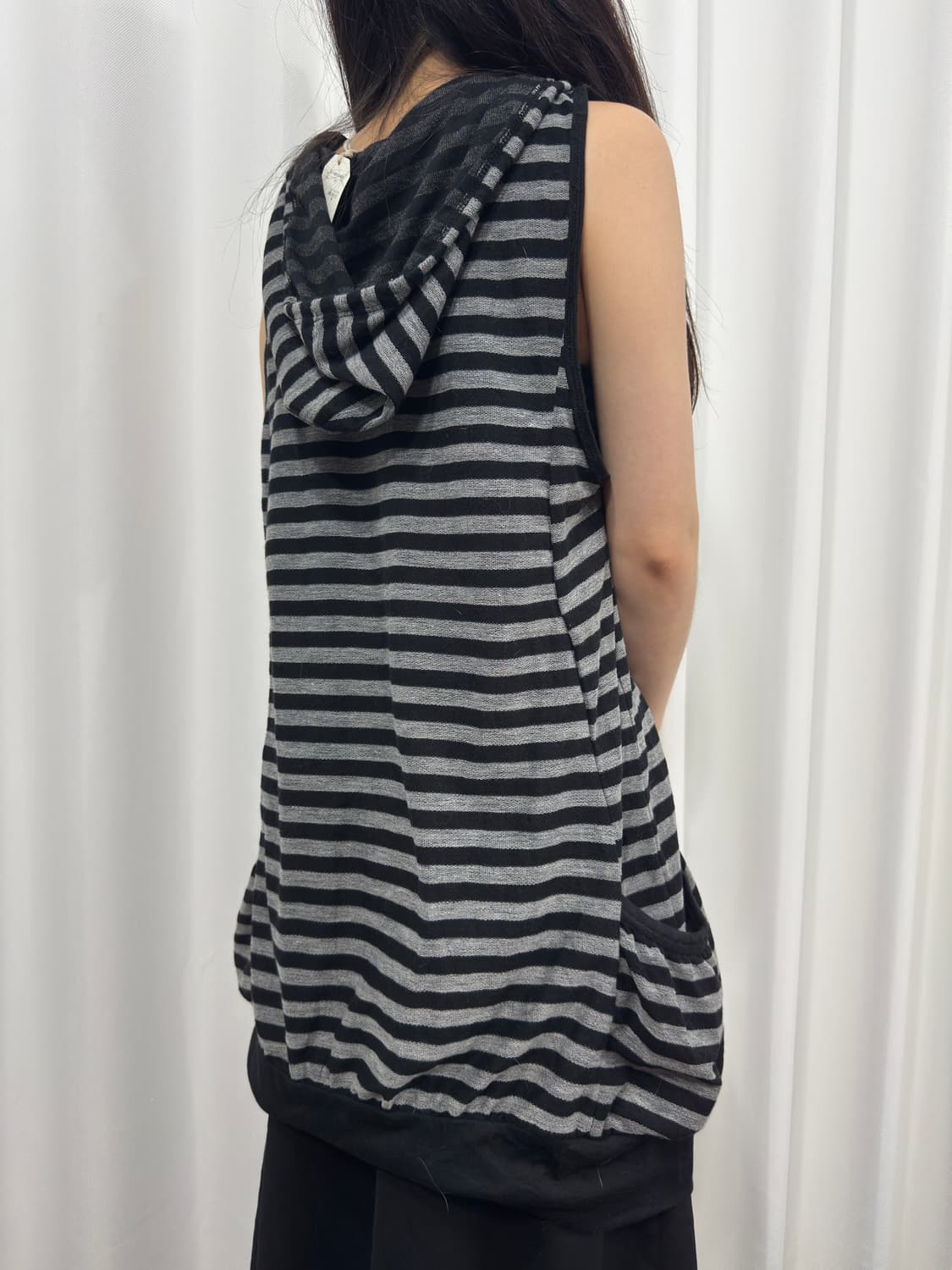 stripe hood sleeveless 상품이미지3