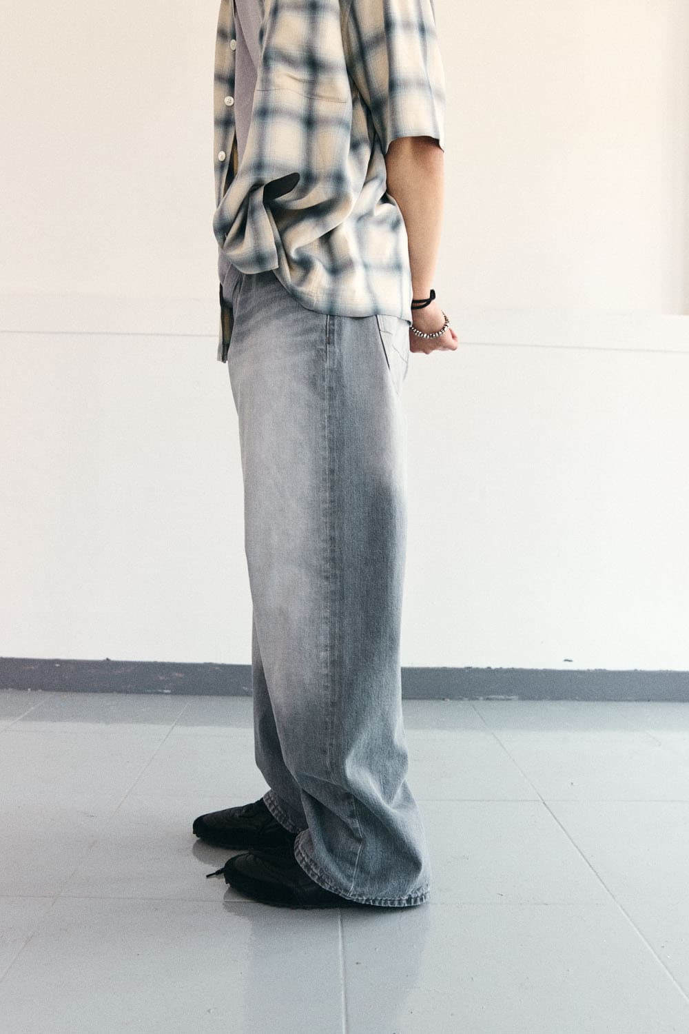 해칭룸 레귤러진 Kuroki Washed Grey 3(m) 상품이미지2