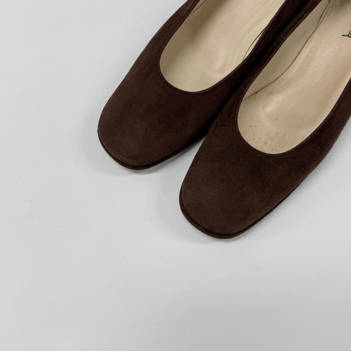 old Margaret Howell suede pumps 상품이미지3