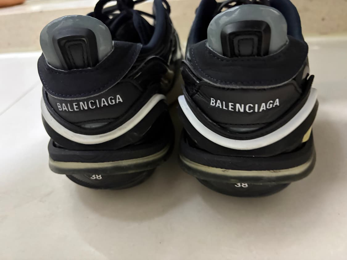 발렌시아가 타이렉스 상품이미지5