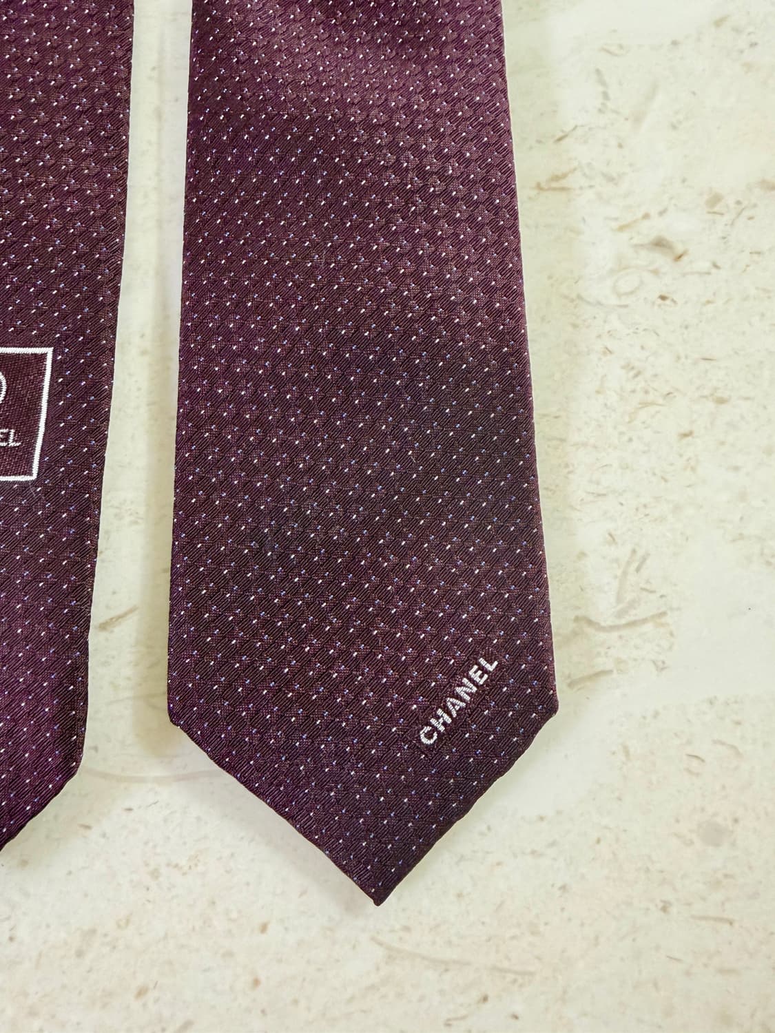 샤넬 버건디 타이 상품이미지1