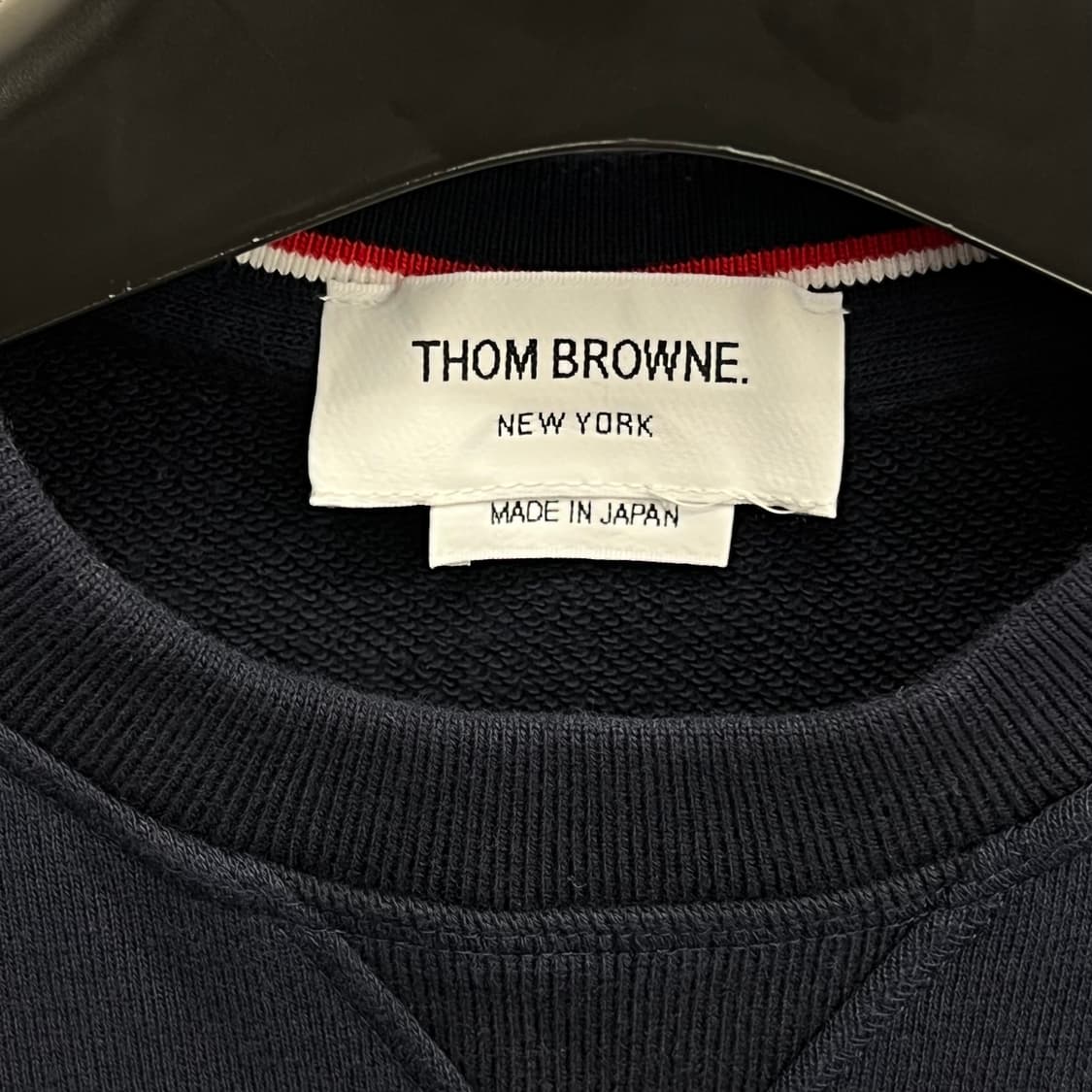 톰브라운 사선완장 맨투맨 네이비 (3) 상품이미지5