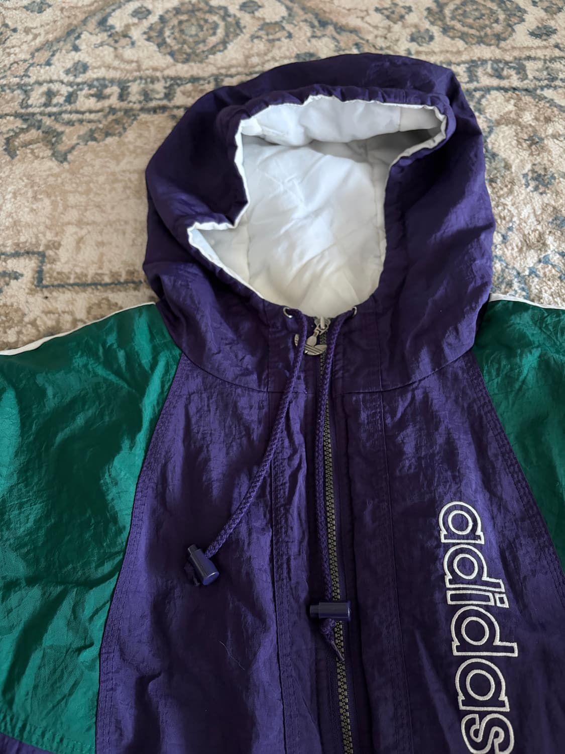 아디다스 올드스쿨 바람막이 누빔점퍼 상품이미지5