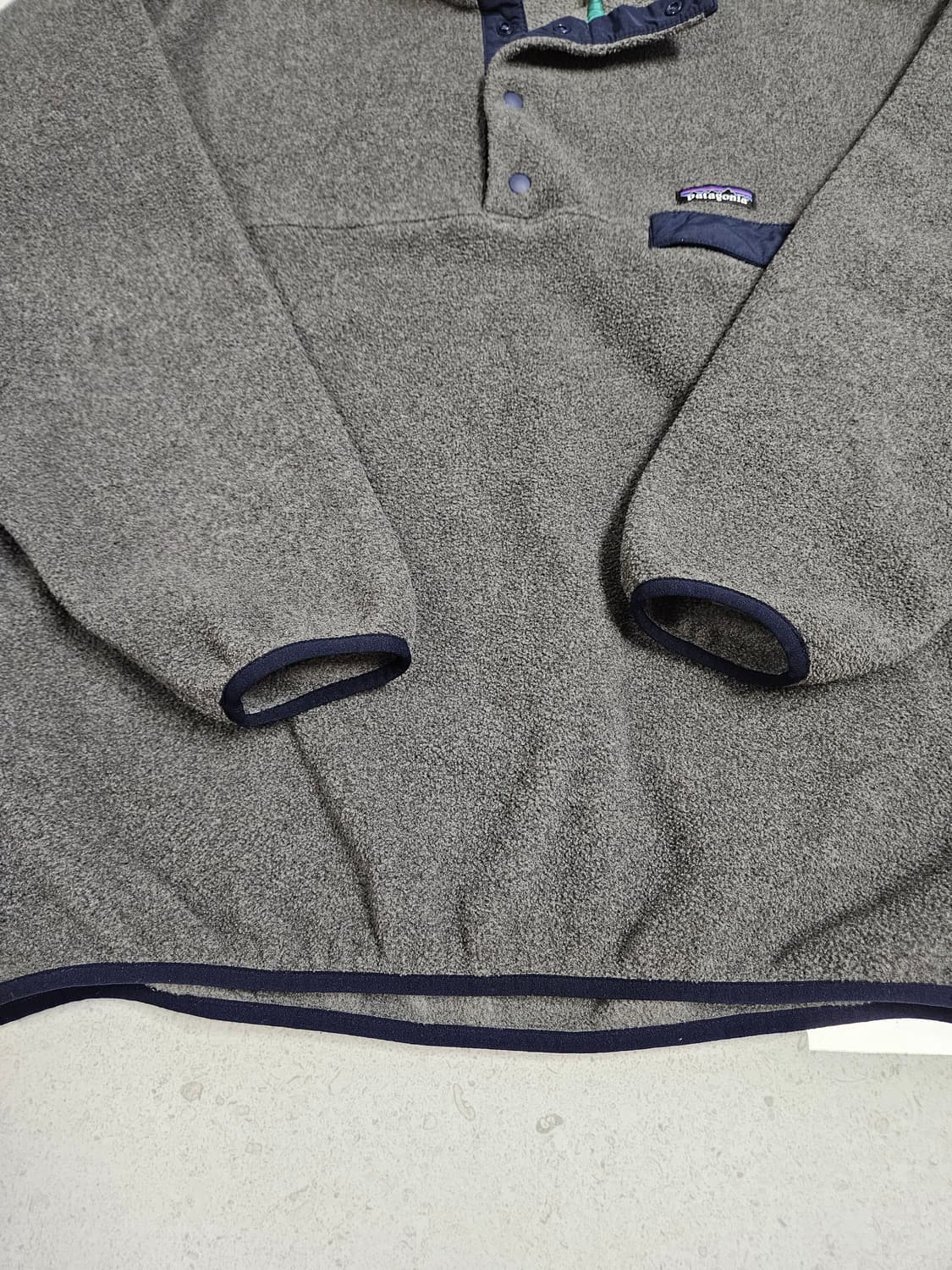 파타고니아 신칠라 L 니켈 네이비 상품이미지4