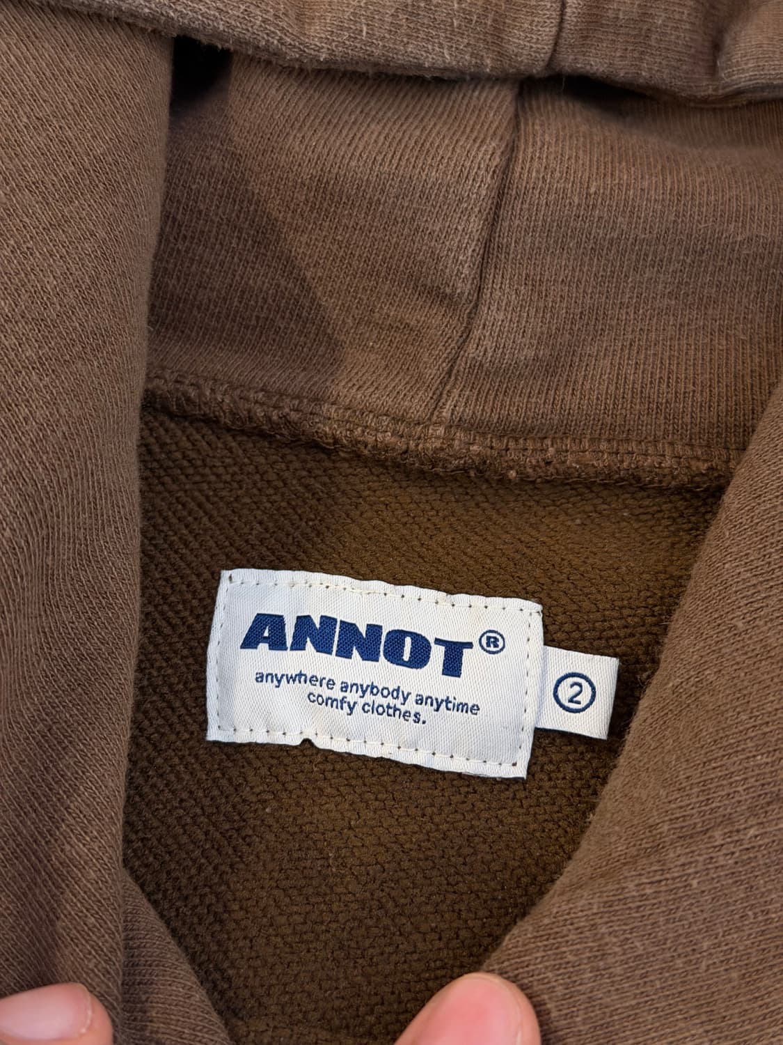 아노트 I.L.A 롱 빌 맥도날드 패러디 후드티 브라운 상품이미지3