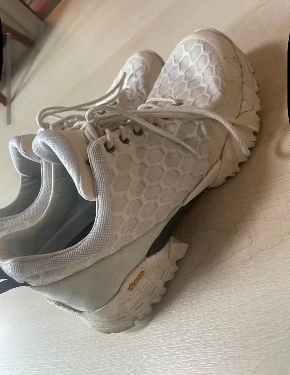 로아하이킹 Oblique Mesh Trail White 상품이미지4