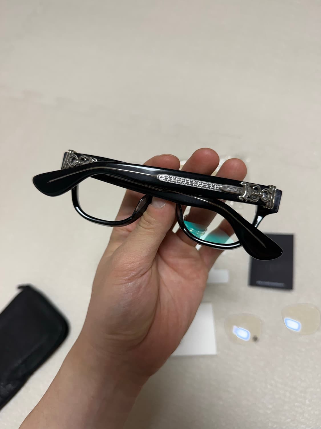 크롬하츠 컨볼루티드 블랙(실버) 안경 판매 상품이미지5