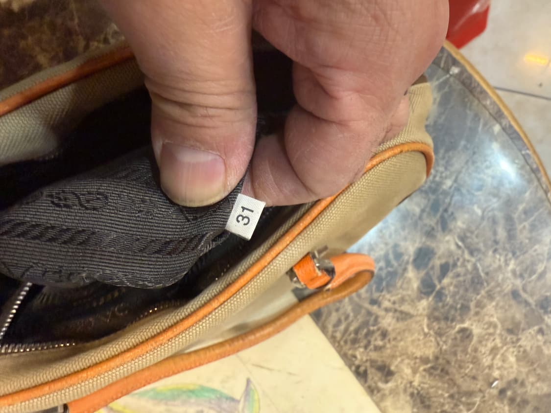 정품 프라다 미니 캔버스 볼링백 팝니다 상품이미지8