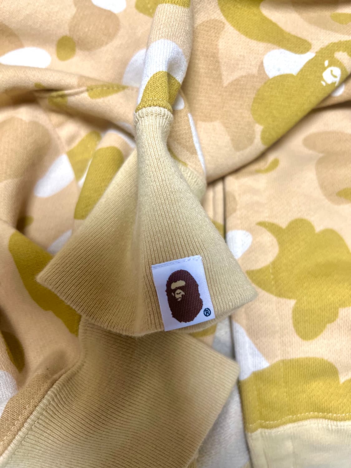 베이프 컬러 카모 더블 샤크 풀 집 후드 미스티드 옐로우 상품이미지5