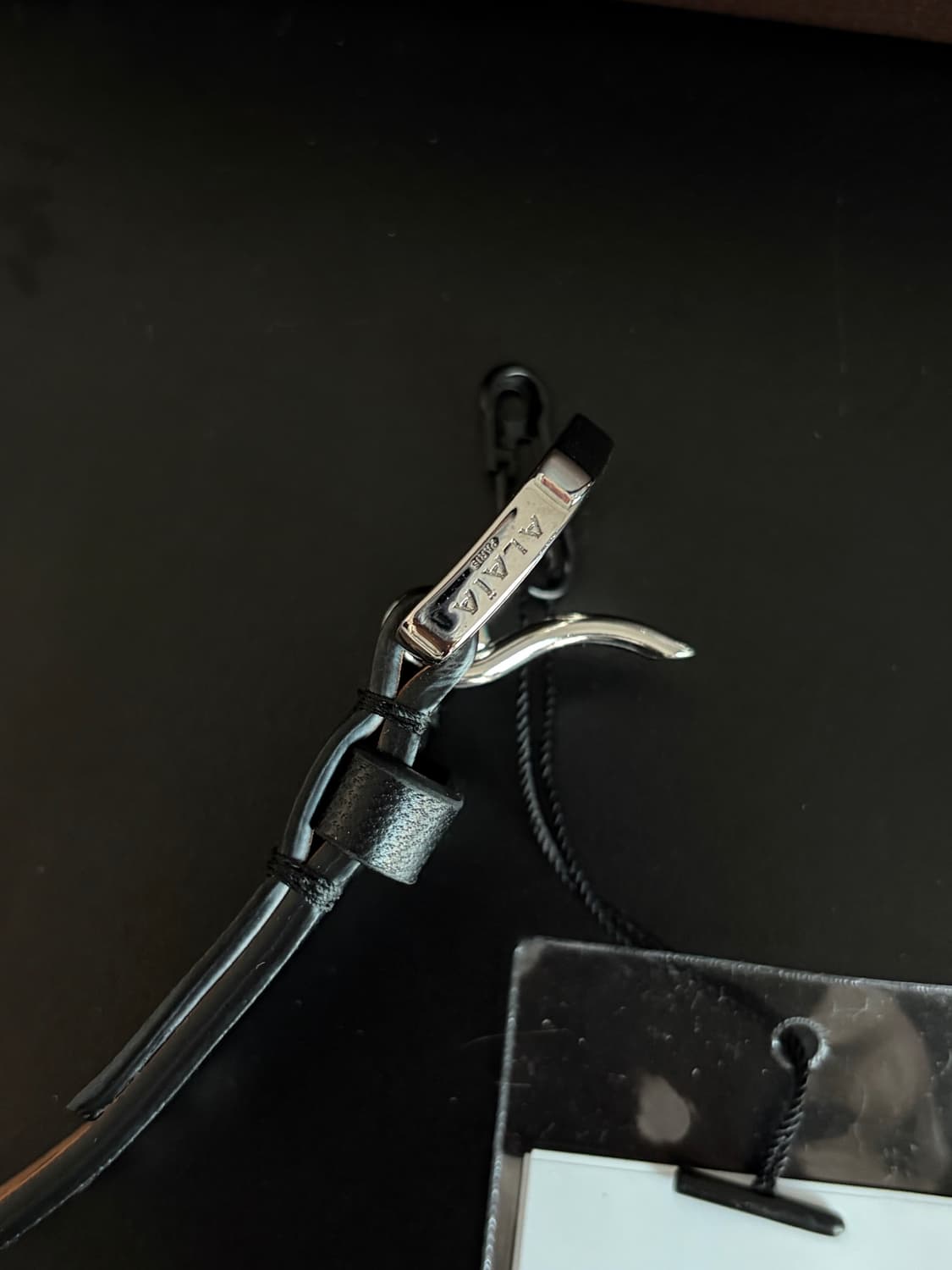 [새제품/풀세트] 알라이아 소가죽 펀칭 벨트 75 (정가 165만) 🖤 상품이미지9