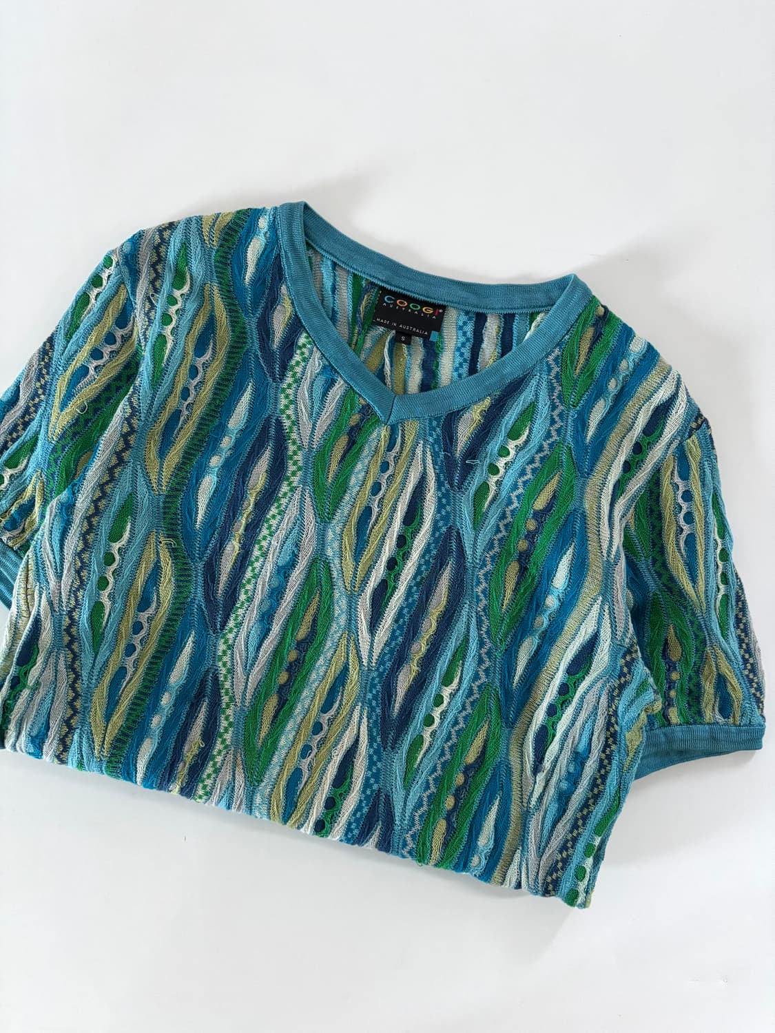 COOGI 쿠지 오스트레일리아 멀티컬러 3D 케이블 니트 브이넥 숏 슬리 상품이미지6