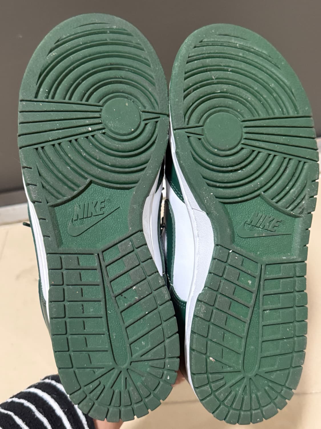 나이키 덩크 바시티그린 265 상품이미지3