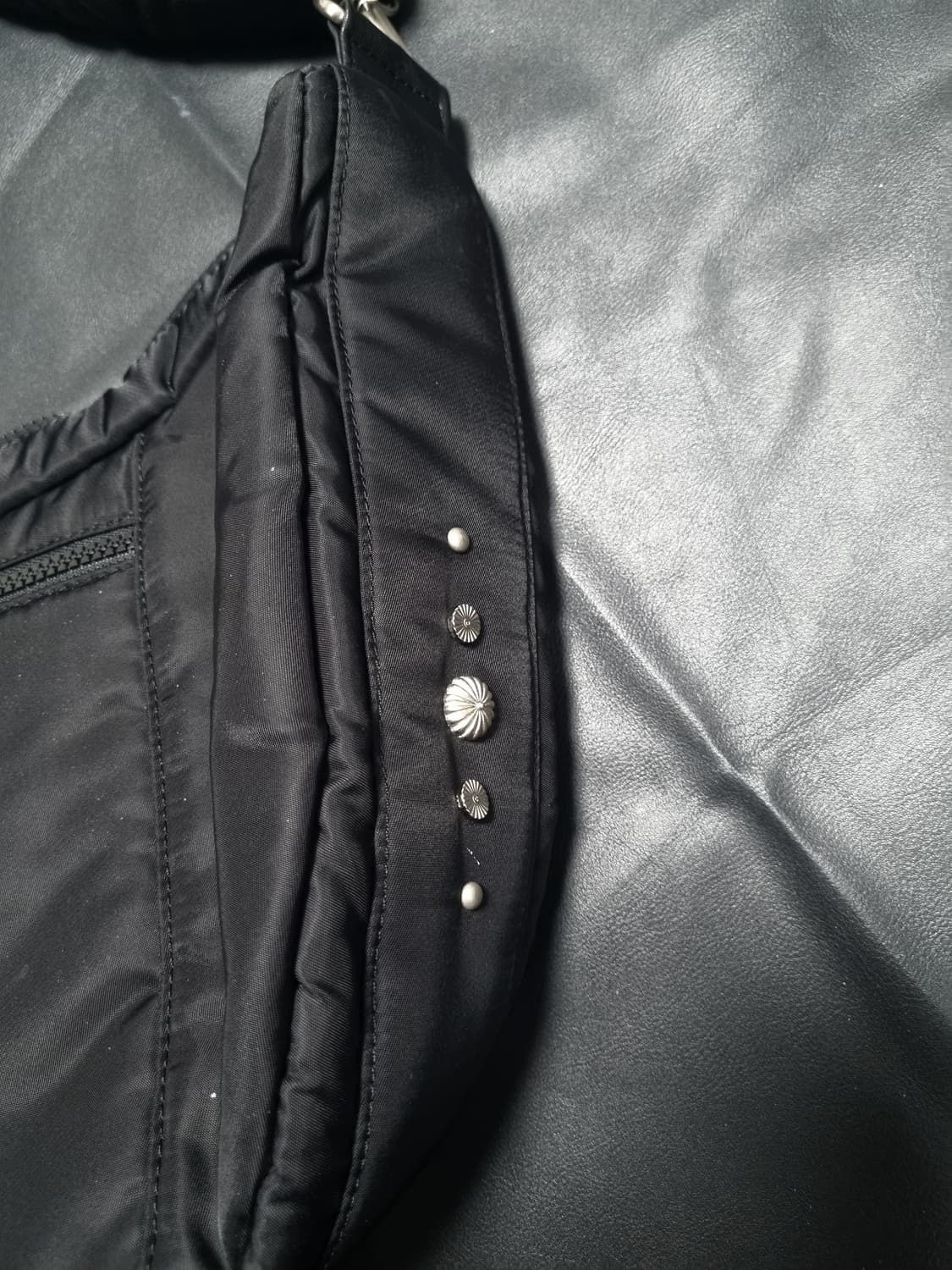 이우가마카라스 X 송필드 웨스턴 스타일 숄더백 상품이미지4